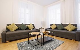 Stephansdom Premium Apartments